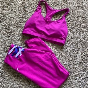 Fabletics powerhold set